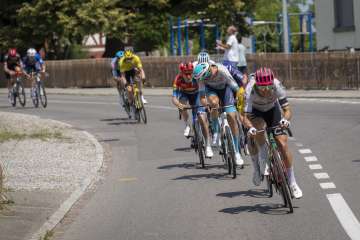 Plusieurs coureurs cyclistes lors du Tour de Suisse
