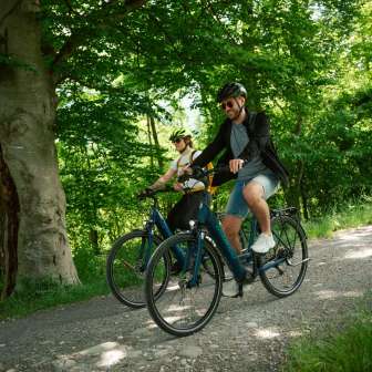 En route avec l'E-Bike dans la Bündner Herrschaft © Kevin Wildhaber
