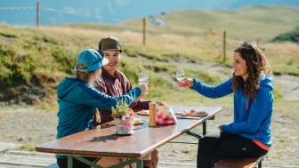 Sentier d'altitude panoramique culinaire dans le patrimoine mondial de l'Unesco