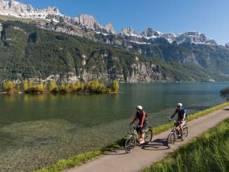 Tour culinaire, Walensee, montagnes, activité estivale, soleil, gastronomie, tour en e-bike, Riviera Walensee