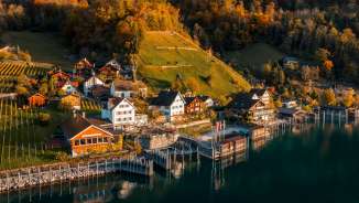 Lieu_Quinten_Automne Quarten, Quinten, Walensee, couleurs d'automne, soleil matinal, automne
