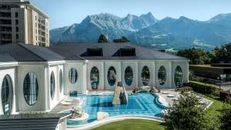 Tamina Therme_Bain_extérieur_Été Tamina Therme_Bain_extérieur_Été
