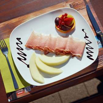 Entrée au restaurant Molseralp © Hannes Heinzer