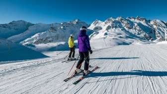 Pizol, hiver, neige, ciel bleu, remontées mécaniques de Pizol, ambiance matinale, ski, piste
