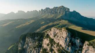 Frise_Été randonnée, randonnée pédestre, plateau de Palfries, été