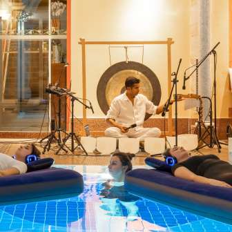 "Bain sonore "Floating