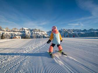 Enfants, neige, ski en famille