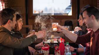 Balade en calèche pour la fondue © Heidiland Tourisme / Kevin Wildhaber